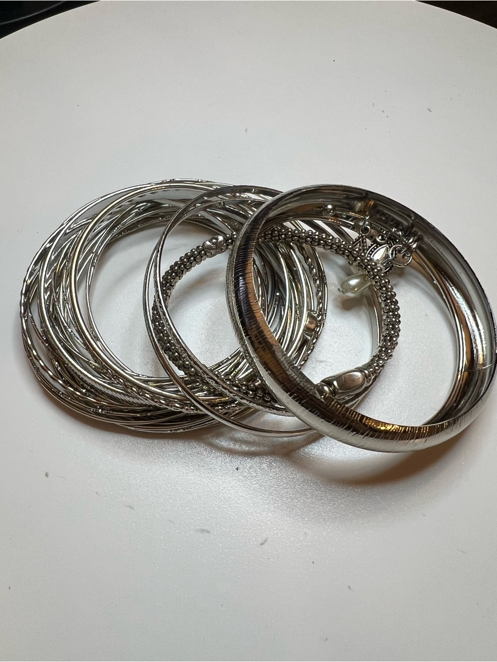 Lot of Silver Tone Bangle Bracelets - Lot 004 - Picture 2 of 3